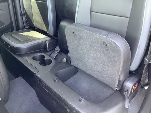 Used 2019 Chevrolet Colorado Z71 image 25