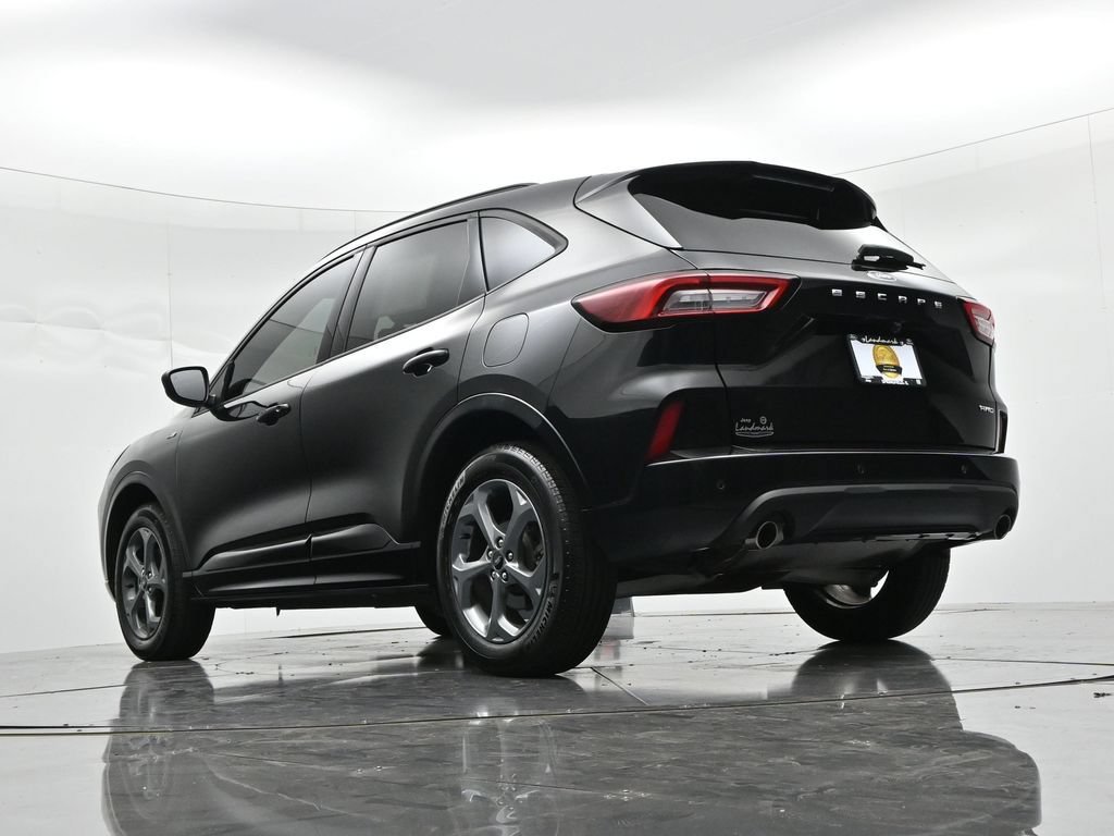 Used 2024 Ford Escape ST-Line w/ Tech Pack #1 AWD/4WD image 19