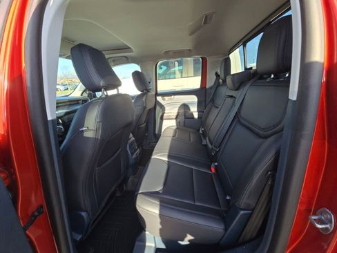 Used 2024 Ford Maverick Lariat w/ Black Appearance Package image 12