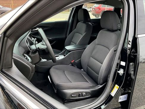 Used 2023 Chevrolet Malibu LT image 23