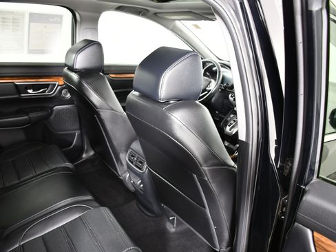 Used 2020 Honda CR-V Touring image 46