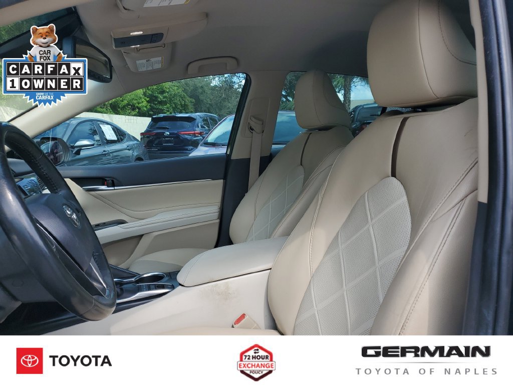 Used 2018 Toyota Camry XLE FWD image 19