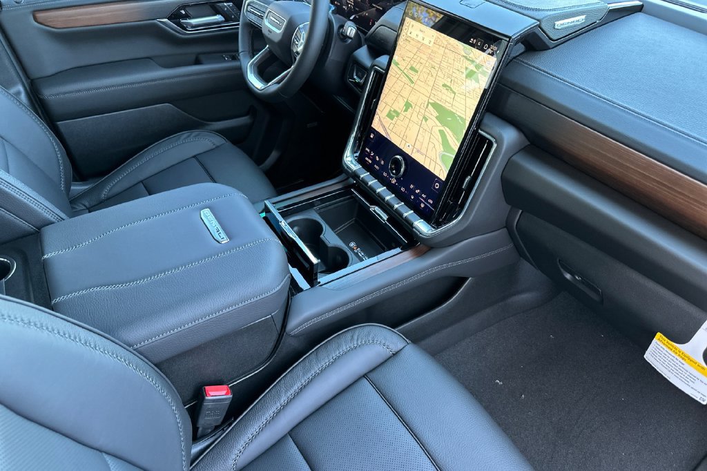 New 2027 GMC Yukon Denali w/ Advanced Technology Package AWD/4WD image 21