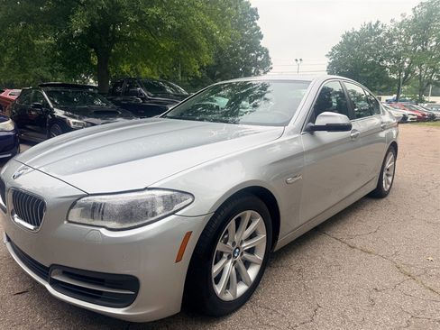 Used 2014 BMW 535i xDrive Sedan AWD/4WD image 2