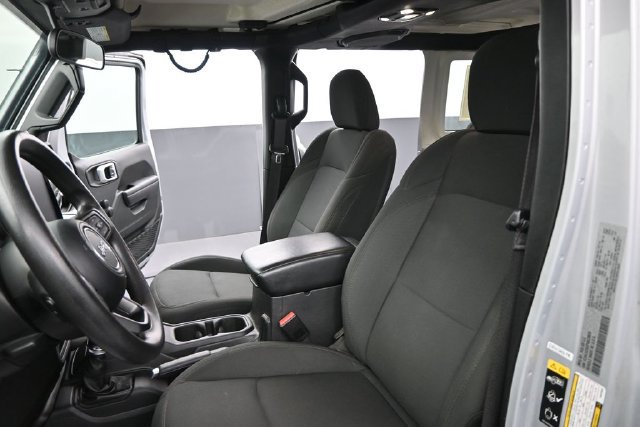 Used 2023 Jeep Wrangler Unlimited Sport AWD/4WD image 11