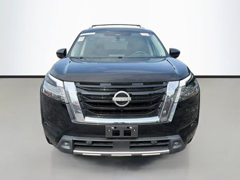 Used 2024 Nissan Pathfinder SL w/ SL Premium Package AWD/4WD image 2