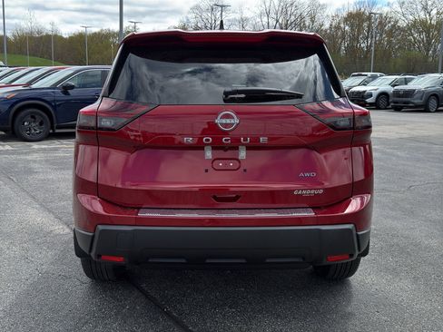 New 2026 Nissan Rogue SV w/ Cold Weather Package AWD/4WD image 7