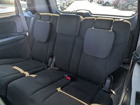 Used 2018 Dodge Grand Caravan SE image 8