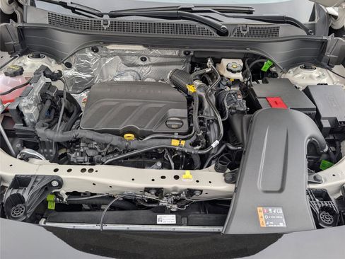 New 2026 Chevrolet Trax ACTIV FWD image 18