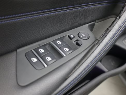 Used 2020 BMW 530i w/ M Sport Package RWD image 14