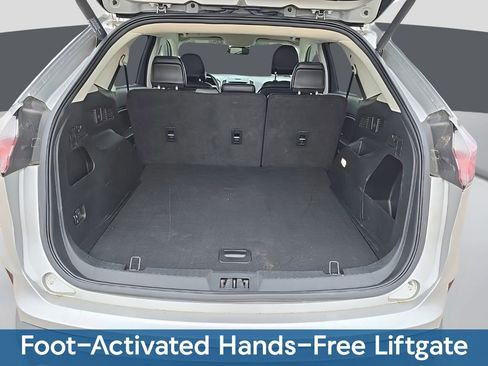 Used 2019 Ford Edge SEL w/ Equipment Group 201A image 8