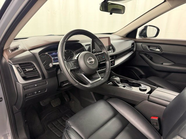 Used 2023 Nissan Rogue SV w/ SV Premium B Package AWD/4WD image 11
