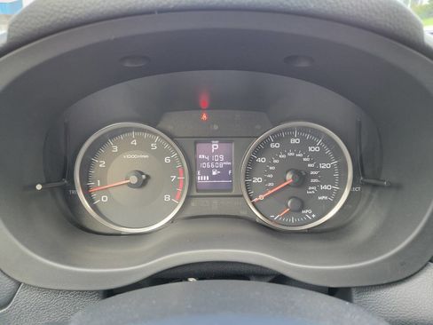 Used 2015 Subaru Crosstrek 2.0i Premium image 11