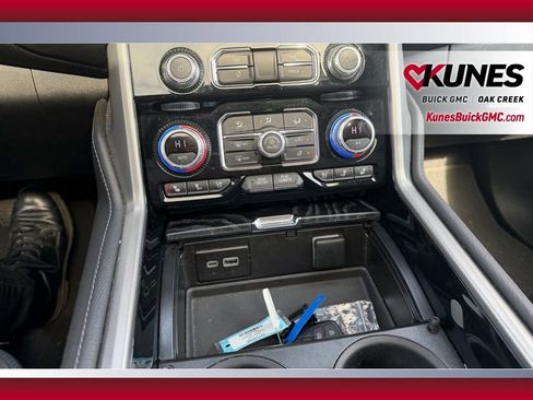 Used 2023 GMC Yukon XL Denali w/ Denali Reserve Package image 21