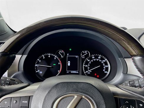 Used 2023 Lexus GX 460 Premium image 12