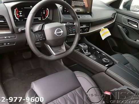 New 2026 Nissan Rogue Platinum w/ Platinum Premium Package AWD/4WD image 12