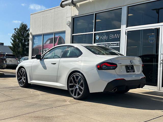 Used 2023 BMW 230i xDrive Coupe AWD/4WD image 8
