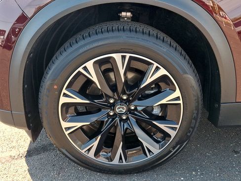 Certified 2024 MAZDA CX-90 Plug-In Hybrid w/ Premium Plus AWD/4WD image 10