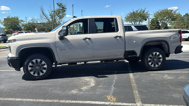 New 2026 Chevrolet Silverado 2500 Custom w/ Custom Convenience Package AWD/4WD image 4