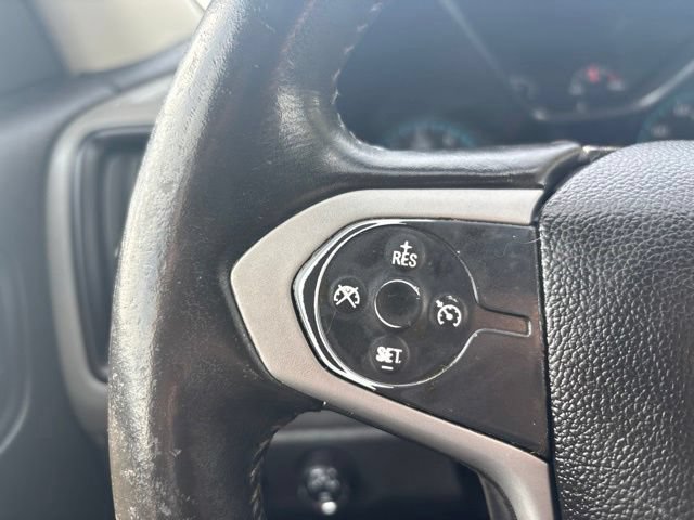 Used 2015 Chevrolet Colorado LT AWD/4WD image 16