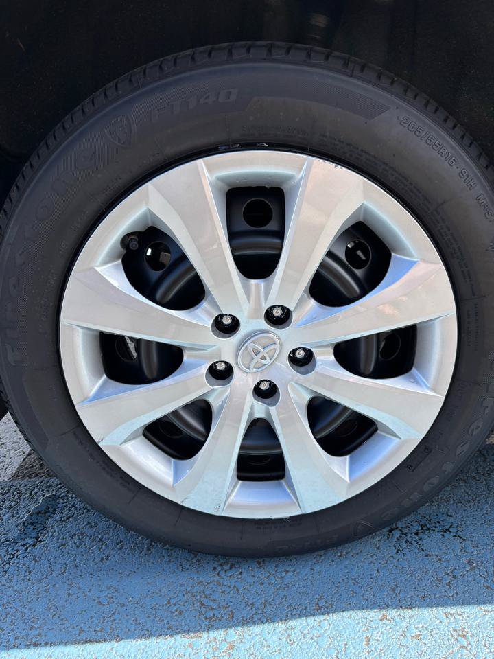 Used 2024 Toyota Corolla LE FWD image 26