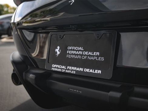 Certified 2022 Ferrari Roma image 15