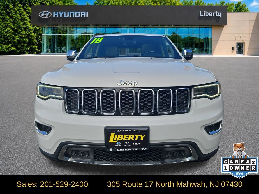 Used 2021 Jeep Grand Cherokee Limited w/ Premium Lighting Group AWD/4WD image 9