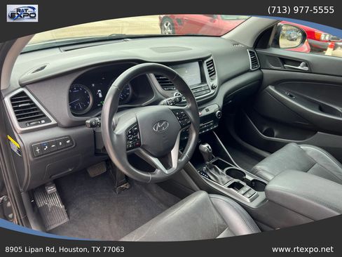 Used 2016 Hyundai Tucson Limited w/ Option Group 03 FWD image 18