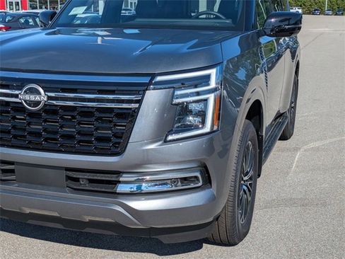 New 2025 Nissan Armada SL w/ Captain's Chari Seat Package image 9