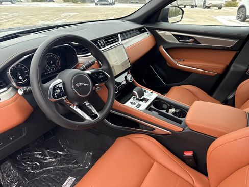 New 2026 Jaguar F-PACE R-Dynamic S AWD/4WD image 12