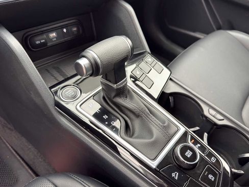 Certified 2024 Kia Sportage EX FWD image 15