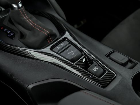 Used 2021 Chevrolet Camaro ZL1 image 38