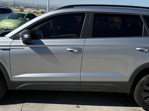 Used 2023 Volkswagen Taos S FWD image 6