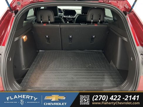 Used 2025 Chevrolet Trax RS image 20