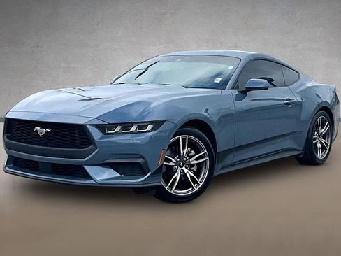 Used 2025 Ford Mustang Coupe RWD image 1
