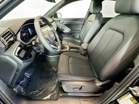 New 2025 Audi Q3 2.0T Premium image 18