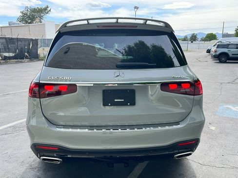 Used 2024 Mercedes-Benz GLS 580 4MATIC image 6