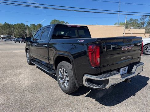 Used 2024 GMC Sierra 1500 SLT w/ SLT Premium Plus Package image 8