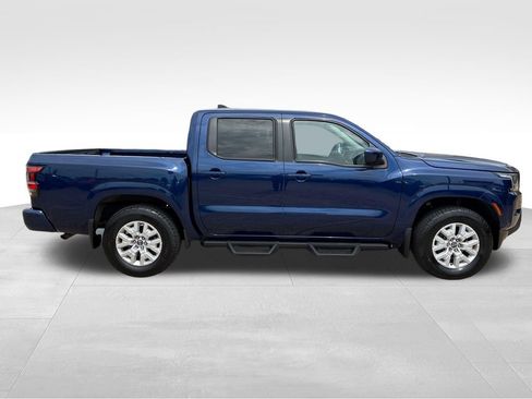 Used 2022 Nissan Frontier SV w/ Technology Package AWD/4WD image 10