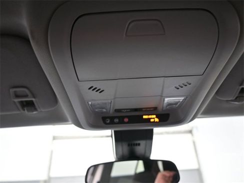 Used 2024 Chevrolet Equinox LT image 12