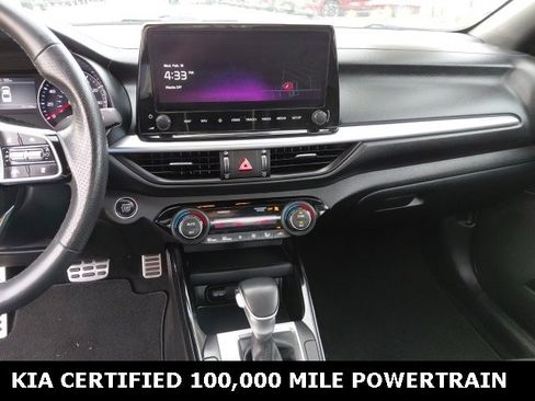 Certified 2024 Kia Forte GT-Line image 12