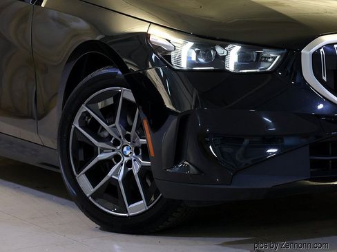 Used 2026 BMW 540i xDrive AWD/4WD image 3