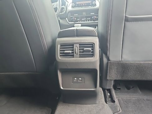 Certified 2023 Nissan Rogue SV w/ SV Premium B Package image 31