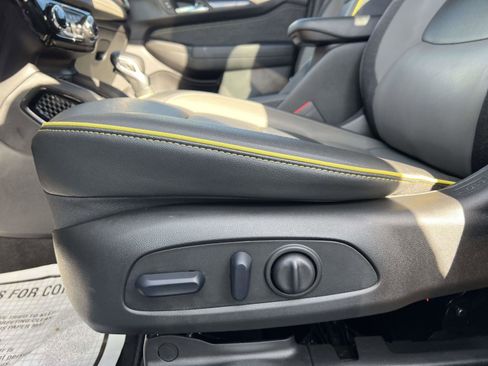 Certified 2025 Chevrolet TrailBlazer ACTIV w/ Convenience Package image 15