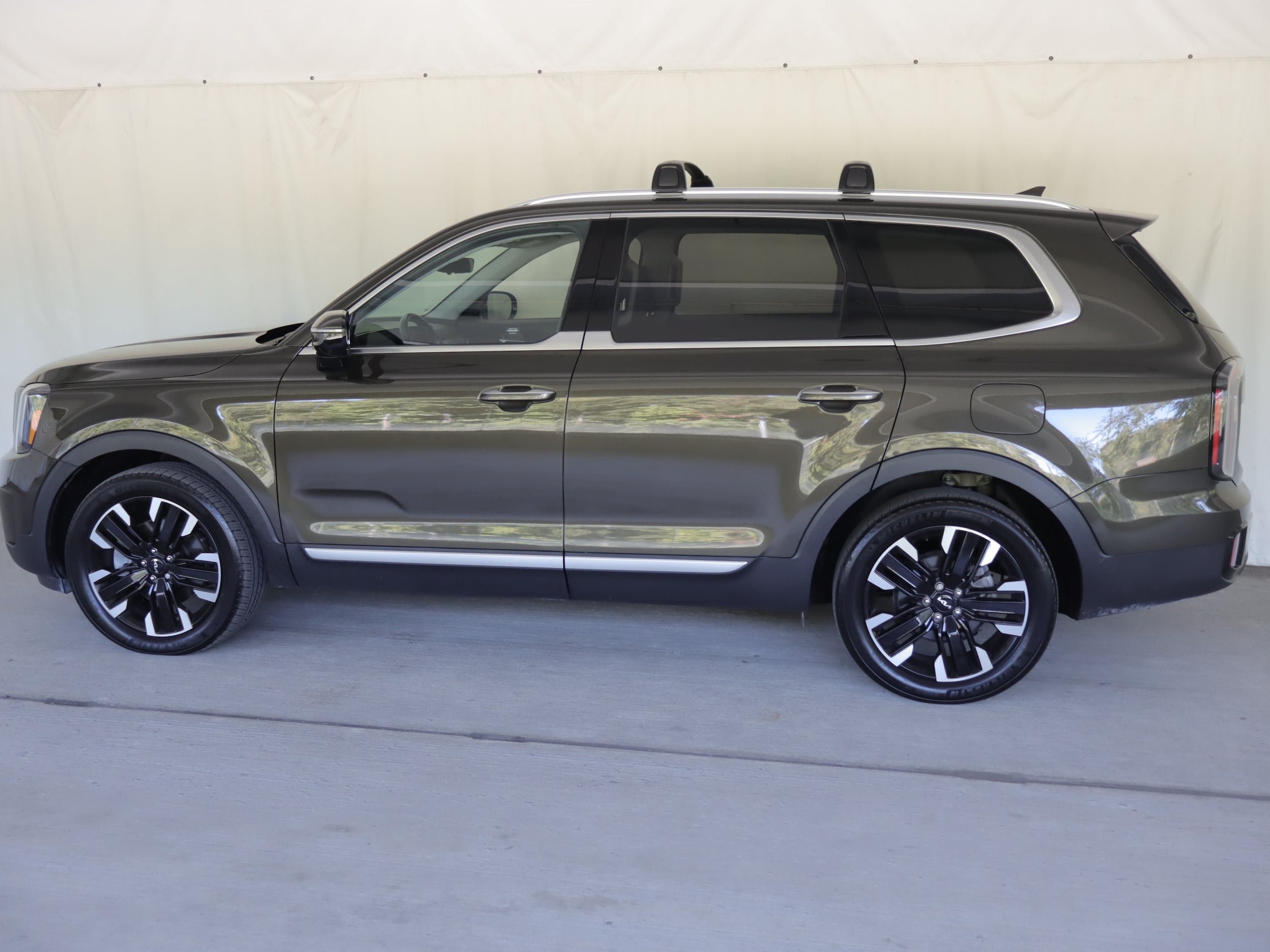 Certified 2024 Kia Telluride SX Prestige AWD/4WD image 25