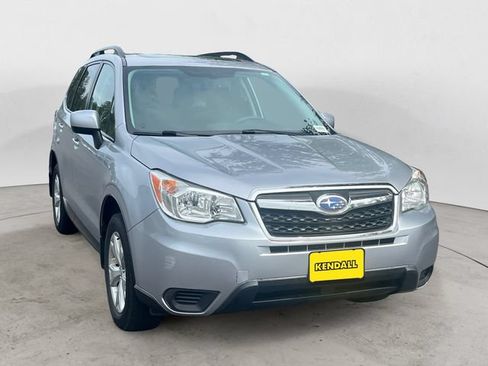 Used 2016 Subaru Forester 2.5i Premium w/ Popular Package #2 AWD/4WD image 3