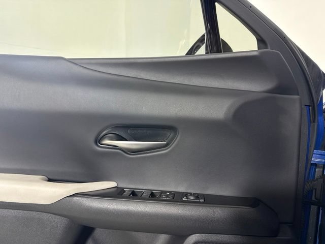 Used 2024 Lexus UX 250h FWD w/ Premium Package image 29