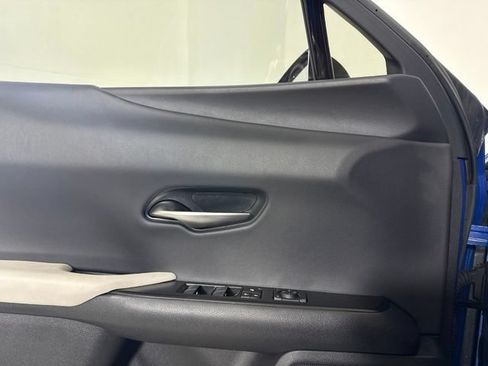 Used 2024 Lexus UX 250h FWD w/ Premium Package image 29