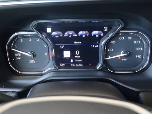 Used 2021 GMC Yukon XL Denali w/ Denali Premium Package image 32