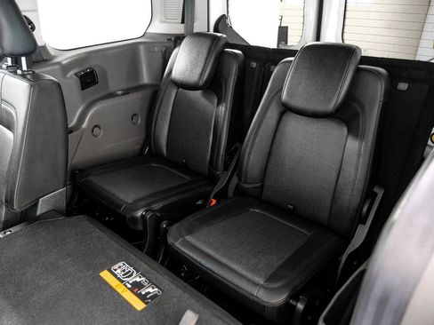Used 2020 Ford Transit Connect XL FWD image 40